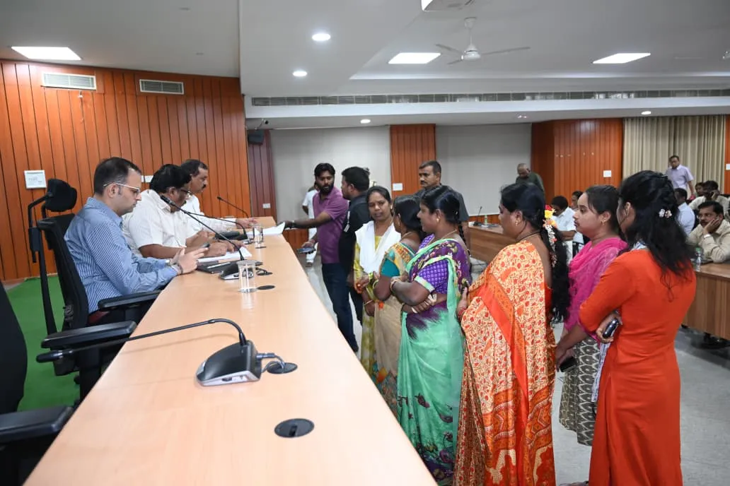 WhatsApp Image 2025-11-10 at 6.49.47 PM