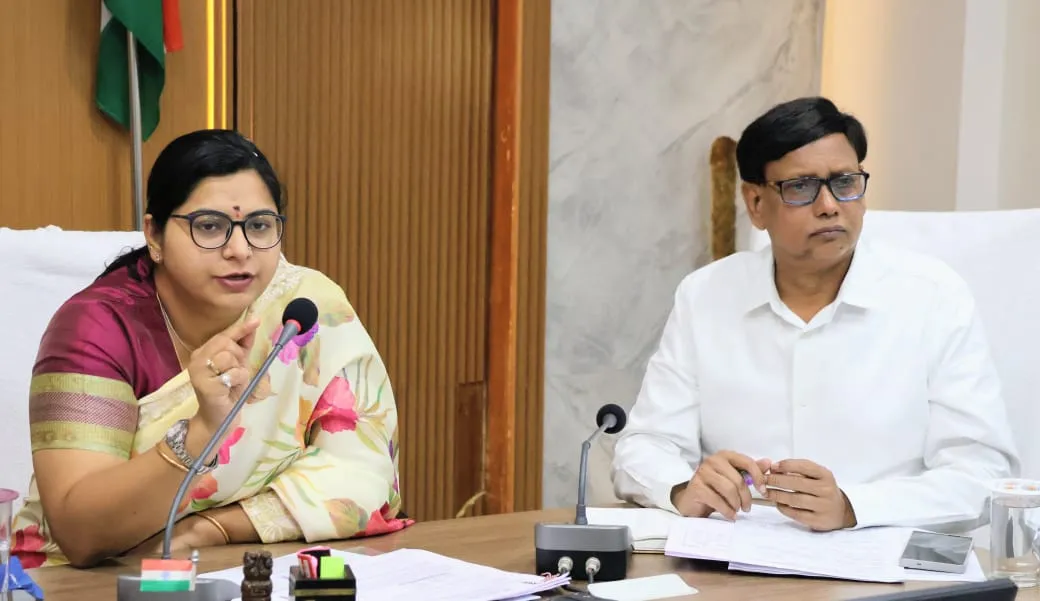 WhatsApp Image 2025-11-20 at 6.00.11 PM