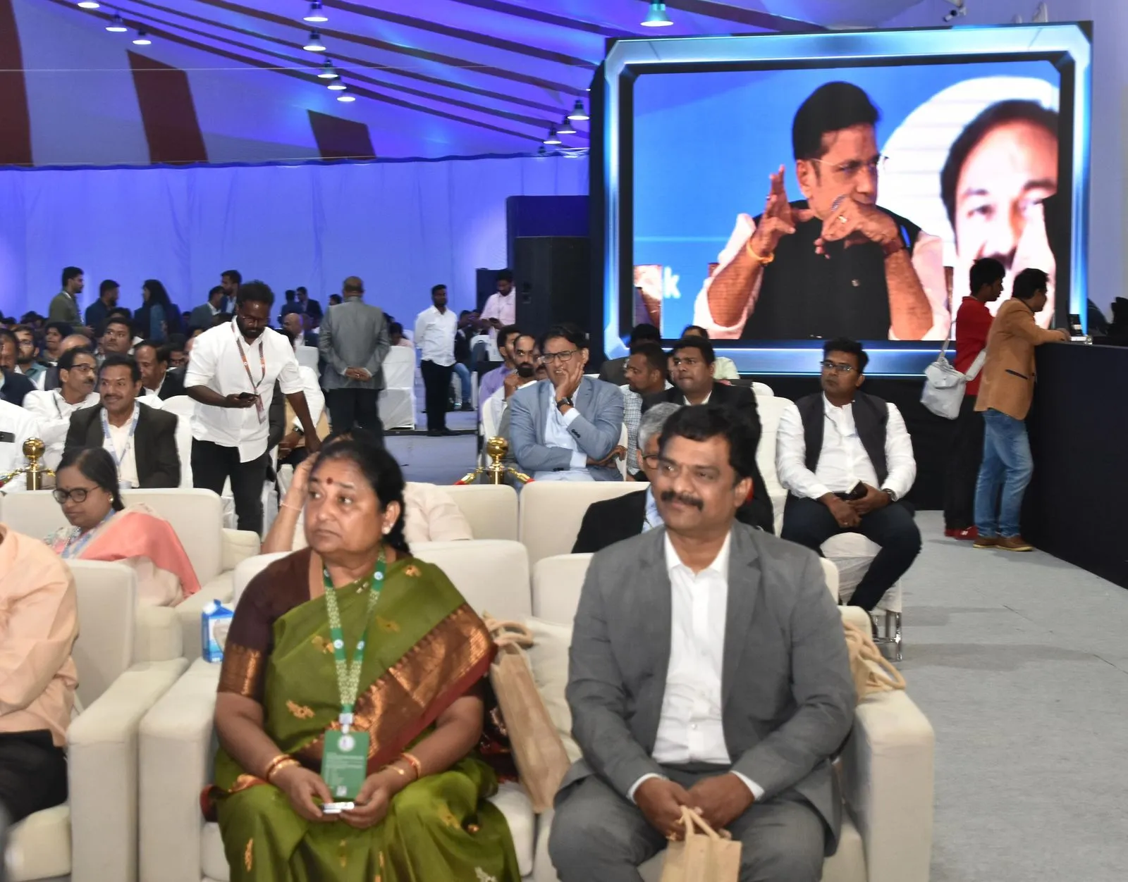 WhatsApp Image 2025-12-09 at 6.37.01 PM