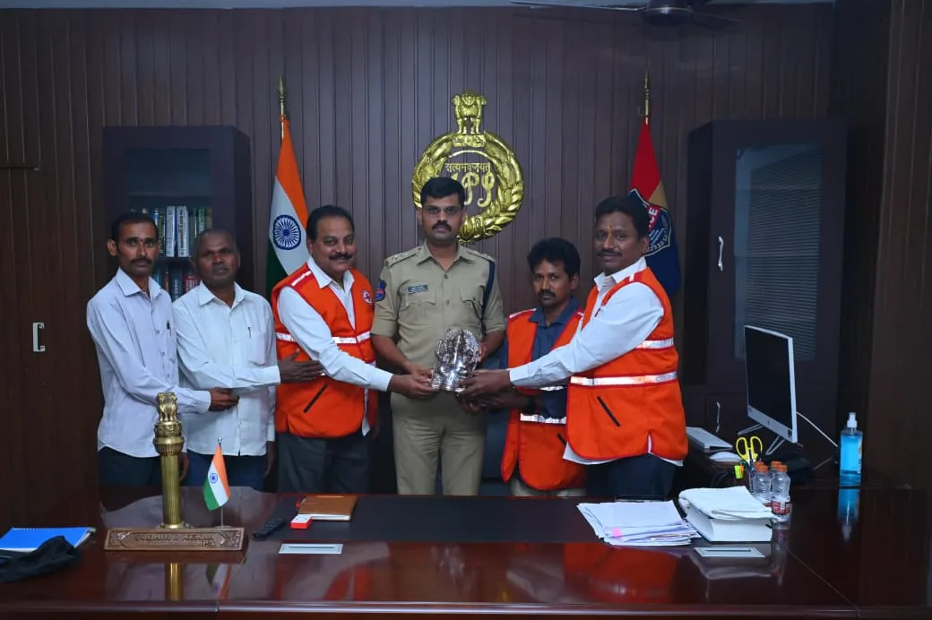 WhatsApp Image 2025-12-10 at 7.07.24 PM