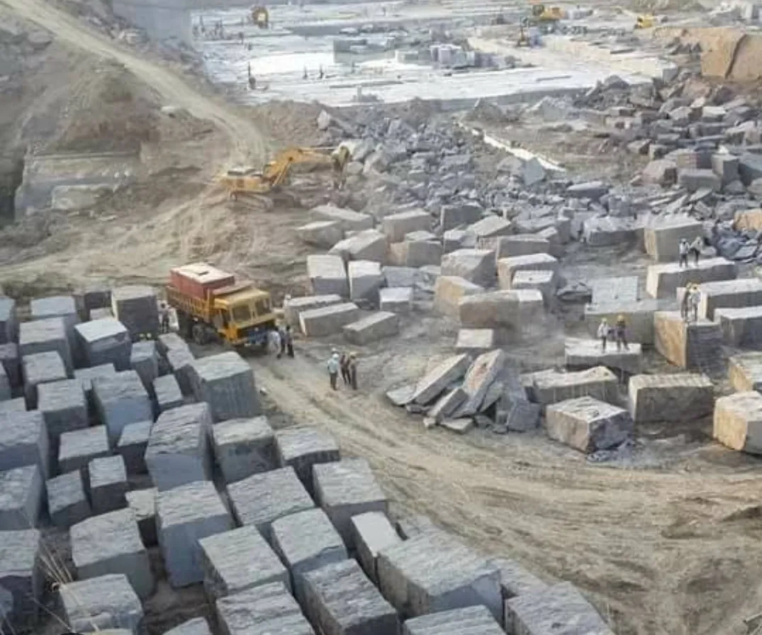 WhatsApp Image 2026-04-16 at 17.32.04