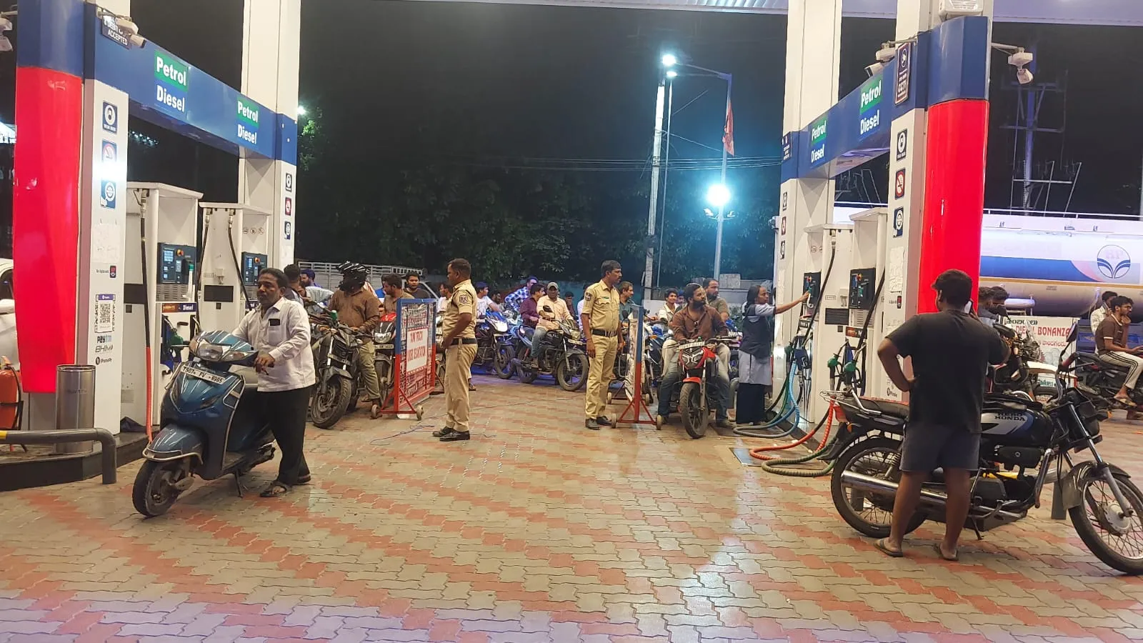 WhatsApp Image 2026-04-28 at 19.23.31