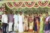 ​నూతన వధూవరులను ఆశీర్వదించిన పారిజాత నర్సింహారెడ్డి