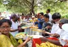 ఆకలి తీర్చిన మానవత్వం: బసవతారకం ఆస్పత్రి వద్ద అన్నదాన కార్యక్రమం.