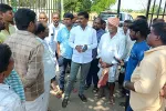 పంట మార్చితే ప్రభుత్వం రైతులకు గోసే మిగిల్చింది