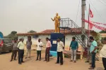 ప్రభుత్వ పాఠశాలల బలోపేతానికి అందరూ తోడ్పడాలి : కౌన్సిలర్ వనం రమేష్