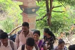 మొక్కు తీర్చుకున్న వెంకట్రావుపేట సర్పంచ్ బండారు కవిత