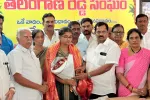 స్టేట్ మొదటి ర్యాంక్ సాధించిన ఋషిని ఘనంగా సన్మానించిన రెడ్డి సంఘాల ప్రతినిధులు 
