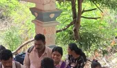 మొక్కు తీర్చుకున్న వెంకట్రావుపేట సర్పంచ్ బండారు కవిత