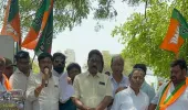 ఎల్బీనగర్‌లో తాగునీటి ఎద్దడిపై బీ.జే.పీ సమరభేరి