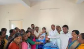 మహేశ్వరం నియోజకవర్గంలో ఇందిరమ్మ చీరల పంపిణీ.. 