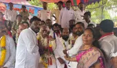 విద్యార్థుల భవిష్యత్తుపై కాంగ్రెస్ సర్కార్ నీలినీడలు: 3 లక్షల కోట్ల బడ్జెట్ ఉన్నా నిధుల కొరత ఎందుకు?