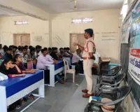 యువత చెడు వ్యసనాలకు దూరంగా ఉండాలి - సీఐ డి నరేష్ కుమార్.