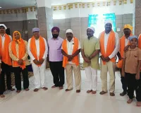 సిక్కు  గురువులు  సమాజ హితం , ధర్మ రక్షణ,స్థాపన కోసం పనిచేశారు