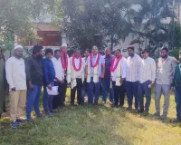 ఎమ్మెల్యే చింతా ప్రభాకర్ ను కలిసిన పెయింటింగ్ అసోసియేషన్ యూనియన్ సభ్యులు