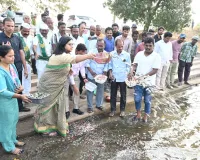 మత్స్యకారులు మత్స్య సంపదపై దృష్టి సాధించాలి : జిల్లా కలెక్టర్ అభిలాష అభినవ్.