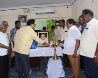 మాజీ సీఎం రోశయ్యకు ఘన నివాళి