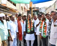 కామారెడ్డి పట్టణంలో అభివృద్ధి పనులకు శంకుస్థాపన..  