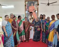 రోడ్ల నిర్మాణం, భవన సుందరీకరణ అభినందనీయం.