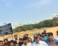 కబ్జా కోరల నుంచి విముక్తి..  కొండాపూర్‌లో విద్యా కుసుమాలు!