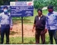 హాస్టల్ నిర్మాణం చేపట్టాలి