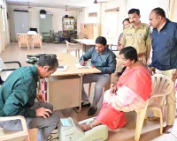 పోలీస్ సిబ్బందికి...వారి కుటుంబ సభ్యులకు ఉచిత వైద్య శిబిరం