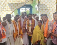 చెల్లాపూర్ లక్ష్మి నర్సింహ స్వామి ఆలయానికి రూ. లక్ష విరాళం 