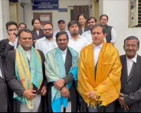 న్యాయవాదులకు ప్రొటెక్షన్ యాక్ట్ : హర్షించిన బార్ అసోసియేషన్ సభ్యులు 