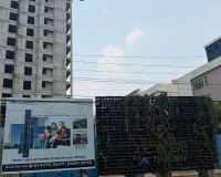 నిబంధనలు గాలికి.. నివాసితులకు ప్రాణసంకటం!