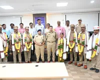 ఖాకీ సేవలకు 'గౌరవ' వందనం!