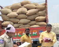 ధాన్యం అక్రమ రవాణాపై నిఘా: ఆలగడప వద్ద తనిఖీలు