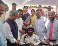 దివ్యాంగులకు సహాయక పరికరాలు అందజేసిన ఎంపీ కొండా విశేశ్వర్ రెడ్డి  