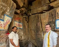 కవితక్క కొత్త పార్టీ విజయవంతం కావాలని ఉమామహేశ్వరంలో పూజలు