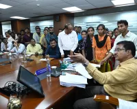 హైడ్రా  ముందు అమీన్‌పూర్ బాధితుల ఆర్తనాదం