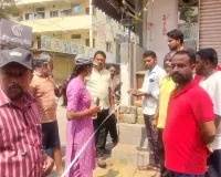 రెడ్డి బ్రదర్స్ లైన్ లో రోడ్ల అక్రమణల తొలగింపు