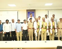 పదవీ విరమణ పొందిన పోలీస్ అధికారులకు సన్మానం 
