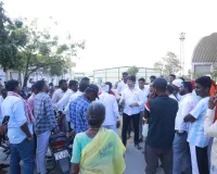 ఐకేపీ కొనుగోలు కేంద్రాన్ని సందర్శించిన వంగ రాజేశ్వర్ రెడ్డి