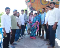 విద్యుత్ అధికారుల నిర్లక్ష్యమే మల్లేశం ప్రాణం తీసింది 