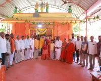 ఆధ్యాత్మిక వాతావరణంలో వంగ రాజేశ్వర్ రెడ్డి కుటుంబ సమేత దర్శనం