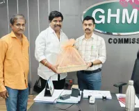 జోనల్‌ కమిషనర్‌ వికాస్‌ మహతోను: కలిసిన మాజీ కార్పొరేటర్ నవజీవన్ రెడ్డి