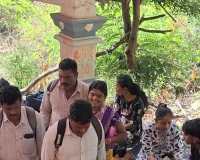 మొక్కు తీర్చుకున్న వెంకట్రావుపేట సర్పంచ్ బండారు కవిత
