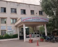 చేయూత పెన్షన్ దారులు ఆధార్ కార్డు అందజేయండి