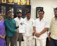 లక్ష రూపాయల విలువైన ఎల్ఓసిని అందజేసిన ఎమ్మెల్యే జిఎంఆర్ 