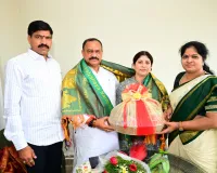 బొమ్మ మహేష్ కుమార్ గౌడ్‌కు జన్మదిన శుభాకాంక్షలు తెలిపిన పారిజాత నర్సింహారెడ్డి