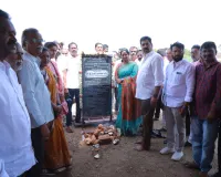 గోపాలపూర్ ఊర చెరువు పూడికతీత పనులకు శంకుస్థాపన చేసిన వరంగల్ ఎంపీ డాక్టర్ కడియం కావ్య