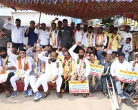 *ఫీజు రీయింబర్స్మెంట్ ఇవ్వకుంటే ఆమరణ దీక్ష!