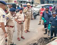 వర్షపు నీరు నిలిచే ప్రాంతాలను పరిశీలించిన డీసీపీ అనురాధ 