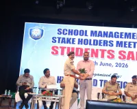 స్కూల్ ఆటోల్లో ఆరుగురికే అనుమతి!