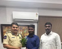 తండ్రి కష్టమే స్ఫూర్తి.. ...