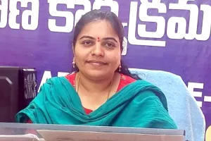 నిజాయితీని నిర్బంధిస్తున్న డిప్యూటీ కమిషనర్...